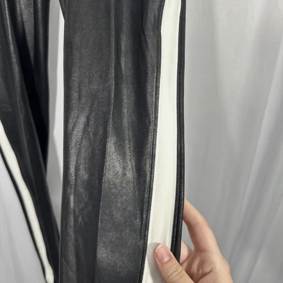 NWT $110‎ Spanx [ Small ] Side Stripe Faux Leather Leggings in Black/White - Picture 10 of 13